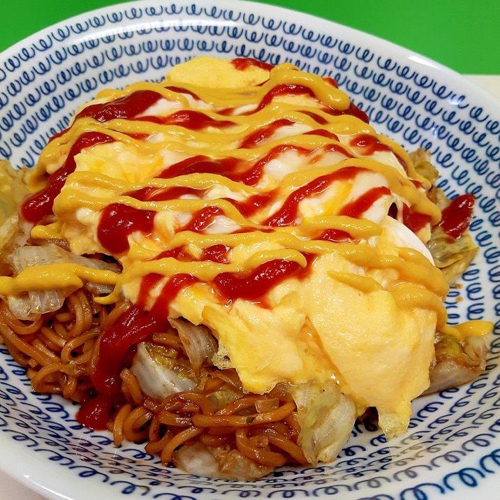 ソース焼きそば袋麺で！子供が喜ぶオム焼きそば♪